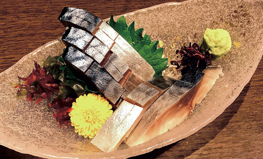 〆鯖刺し